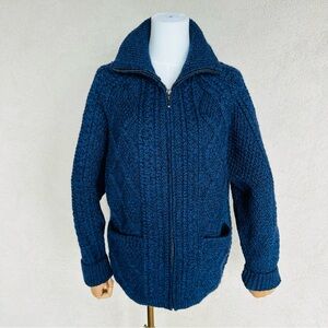 Carraig Donn 100% Wool Blue Cable Knit Zip Up Cardigan